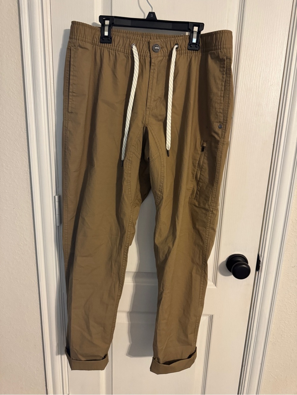 Vuori Khaki Drawstring Cargo Joggers with White Cord